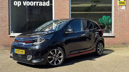 Occasion Kia Picanto GT-Line 101 PK (74 kW) 2022 Zwart, metallic lak Hatchback