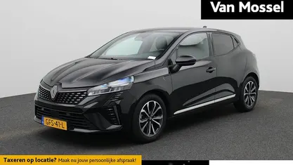 Zwart Occasion 2024 Renault Clio V Techno Hatchback | € 19.639 (Eerlijke prijs)