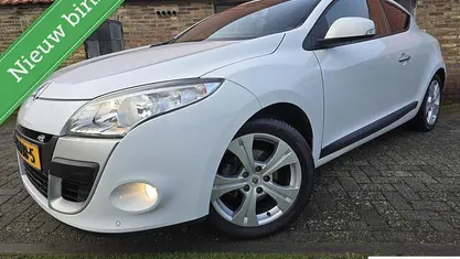 Wit Gebruikt 2010 Renault Mégane Coupé Bose Edition Coupé | € 6.995 (Eerlijke prijs)