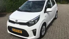 Wit, andere lak Gebruikt 2017 Kia Picanto Comfort Hatchback | € 6.999 (Eerlijke prijs)