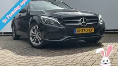 Zwart Gebruikt 2016 Mercedes 180 Prestige Sedan | € 19.900 (Eerlijke prijs)