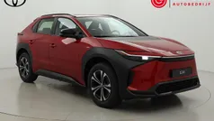 Rood Gebruikt 2025 Toyota bZ4X Active SUV | € 41.999 (Goede deal)