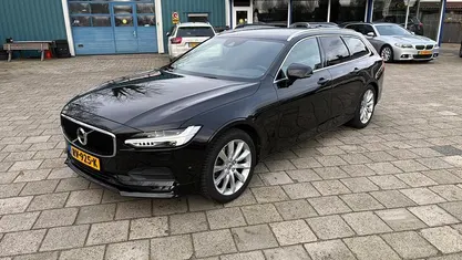 Zwart Gebruikt 2016 Volvo V90 Momentum Stationwagen | € 16.950 (Super prijs)