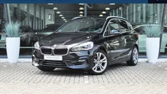 Zwart Gebruikt 2019 BMW 218 Executive Stationwagen | € 21.450 (Eerlijke prijs)