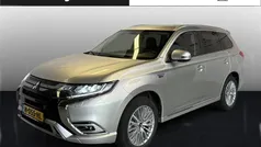Gebruikt 2021 Mitsubishi Outlander SUV | € 24.950 (Eerlijke prijs)