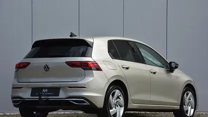 Gebruikt 2023 VW Golf VIII Move Hatchback | € 27.440 (Super prijs)