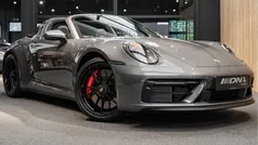 Grijs, metallic lak Gebruikt 2022 Porsche 911 Targa 4 Cabriolet | € 199.992 (Super prijs)
