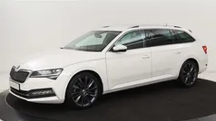 Wit Gebruikt 2020 Skoda Superb Business Line Stationwagen | € 17.900 (Eerlijke prijs)