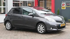 Grijs Gebruikt 2012 Toyota Yaris Executive Hatchback | € 11.400 (Eerlijke prijs)