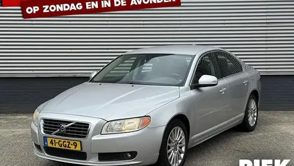 Gebruikt 2008 Volvo S80 Summum Sedan | € 2.999 (Eerlijke prijs)