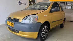 Gebruikt 2000 Toyota Yaris Terra Hatchback | € 995 (Eerlijke prijs)