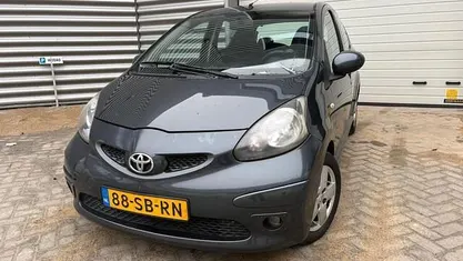 Occasion Toyota Aygo Sport 68 PK (50 kW) 2005 Hatchback