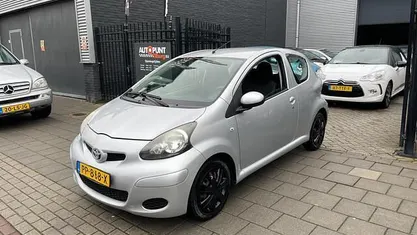 Occasion 2009 Toyota Aygo Hatchback | € 2.499 (Eerlijke prijs)