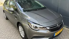 Grijs Gebruikt 2018 Opel Astra Edition Stationwagen | € 9.945 (Goede deal)