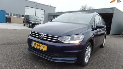Gebruikt 2021 VW Touran Comfortline MPV | € 28.751 (Super prijs)
