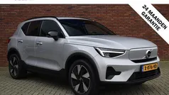 Grijs (metallic) Gebruikt 2024 Volvo XC40 Single Motor SUV | € 35.900 (Super prijs)