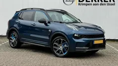 Zwart Gebruikt 2022 Lynk & Co 01 SUV | € 25.950 (Eerlijke prijs)