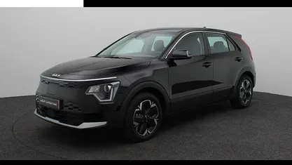 Zwart Gebruikt 2024 Kia e-Niro Light SUV | € 30.940 (Eerlijke prijs)