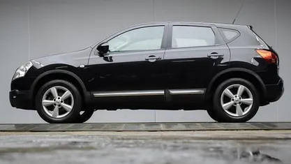 Zwart Occasion 2009 Nissan Qashqai Acenta SUV | € 4.945 (Eerlijke prijs)