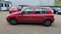 Gebruikt 2003 Renault Clio II Hatchback | € 1.199 (Eerlijke prijs)