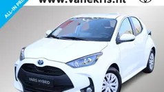 Wit Gebruikt 2024 Toyota Yaris Hybrid Active Hatchback | € 23.499 (Eerlijke prijs)