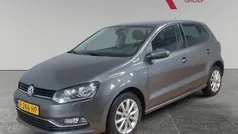 Grijs (metallic) Gebruikt 2015 VW Polo Comfortline Hatchback | € 6.945 (Eerlijke prijs)