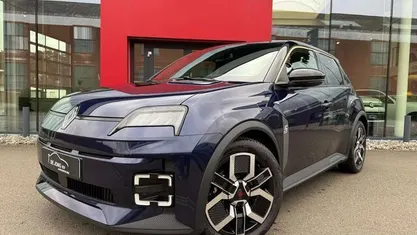 Occasion 2025 Renault R5 Komfort Hatchback | € 33.950 (Eerlijke prijs)