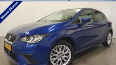 Blauw, metallic lak Gebruikt 2019 Seat Ibiza Business Hatchback | € 15.745 (Eerlijke prijs)