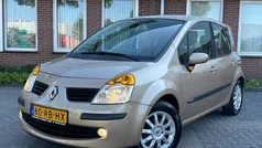 Beige Gebruikt 2005 Renault Modus Luxe MPV | € 3.500 (Eerlijke prijs)