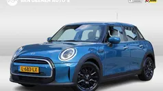 Gebruikt 2021 Mini Cooper Classic Hatchback | € 18.500 (Eerlijke prijs)