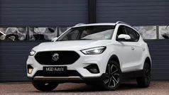 Wit Gebruikt 2022 MG ZS Luxury Sedan | € 17.950 (Eerlijke prijs)