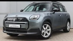 Groen, metallic lak Gebruikt 2024 Mini Countryman Comfort SUV | € 38.950 (Goede deal)