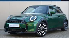 Gebruikt 2022 Mini Cooper S Classic Hatchback | € 31.450 (Eerlijke prijs)