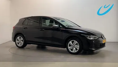 Gebruikt 2022 VW Golf VIII Business Hatchback | € 19.750 (Goede deal)