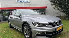 Grijs, metallic lak Gebruikt 2019 VW Passat Highline Stationwagen | € 18.900 (Eerlijke prijs)