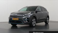 Grijs Gebruikt 2021 Kia e-Niro SUV | € 23.835 (Goede deal)