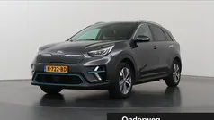 Grijs Gebruikt 2021 Kia e-Niro SUV | € 23.835 (Goede deal)