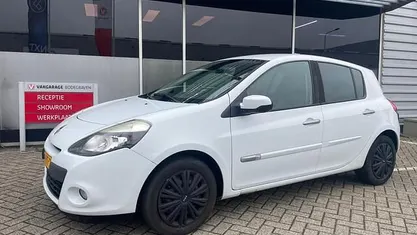 Occasion Renault Clio II 89 PK (65 kW) 2011 Hatchback