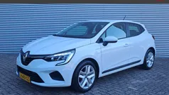 Wit Gebruikt 2021 Renault Clio V Zen Hatchback | € 14.495 (Eerlijke prijs)