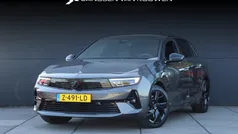 Grijs Gebruikt 2024 Opel Astra Ultimate Hatchback | € 33.885 (Eerlijke prijs)