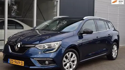 Occasion Renault Mégane GrandTour LIMITED 116 PK (85 kW) 2019 Blauw Stationwagen