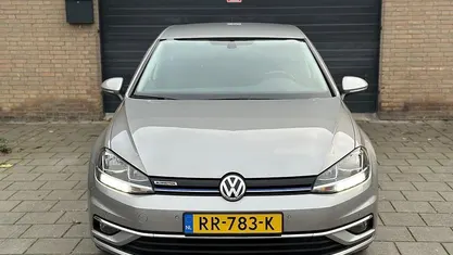 Occasion 2018 VW Golf VII Highline Hatchback | € 11.500 (Super prijs)