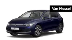 Blauw Gebruikt 2022 VW Golf VIII Pro Hatchback | € 26.900 (Goede deal)