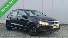 Zwart Gebruikt 2010 VW Polo Hatchback | € 5.750 (Eerlijke prijs)
