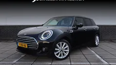 Zwart Gebruikt 2023 Mini Cooper Clubman Classic Stationwagen | € 27.885 (Eerlijke prijs)