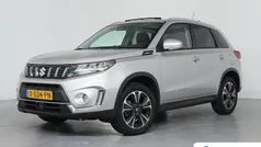 Gebruikt 2024 Suzuki Vitara Style SUV | € 30.395 (Eerlijke prijs)