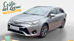 Grijs Gebruikt 2017 Toyota Avensis Executive Stationwagen | € 18.440 (Eerlijke prijs)