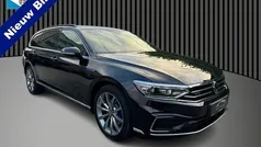 Gebruikt 2021 VW Passat Highline Sedan | € 20.650 (Eerlijke prijs)