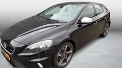 Zwart Gebruikt 2014 Volvo V40 R-Design Hatchback | € 12.694 (Eerlijke prijs)
