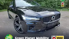 Zwart Gebruikt 2022 Volvo V60 R-Design Stationwagen | € 33.900 (Eerlijke prijs)